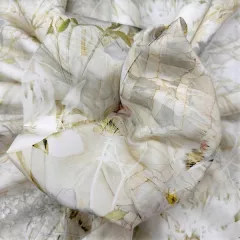Silk poplin with fancy print